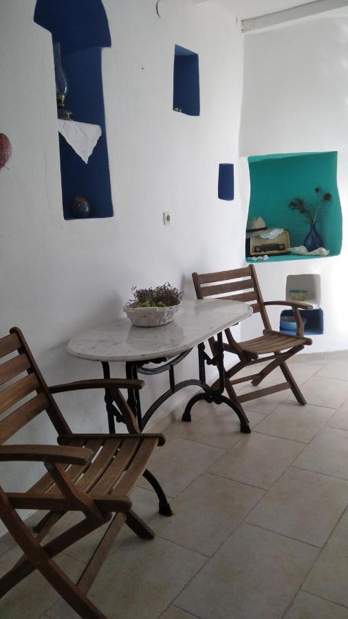 Traditional Renovated House In The Centre Of Anafi Exterior foto