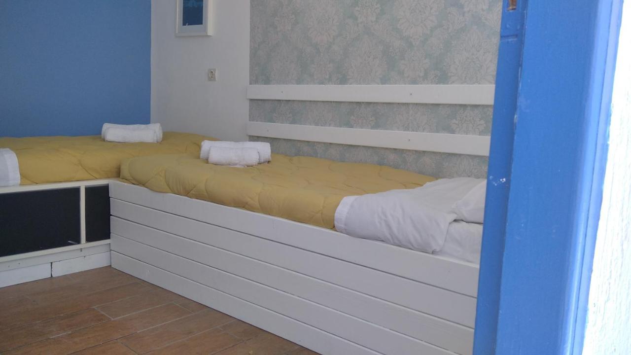 Traditional Renovated House In The Centre Of Anafi Exterior foto